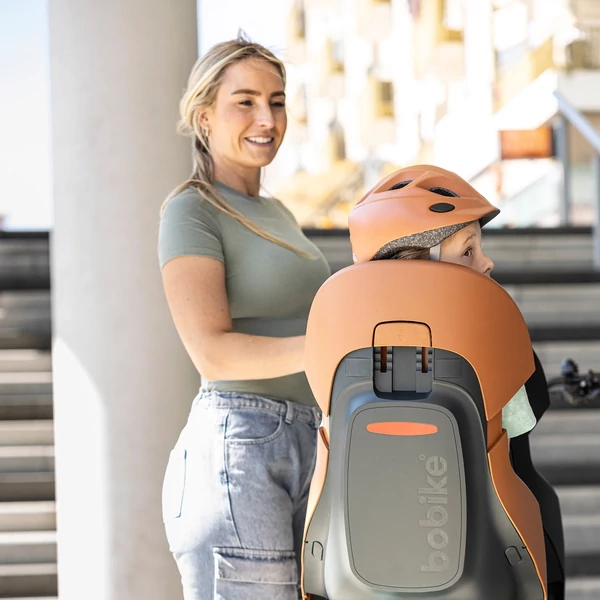 Gyerekülés Bobike hátsó EXCLUSIVE EVOLVE maxi, kerékpár vázra szerelhető, borsmenta