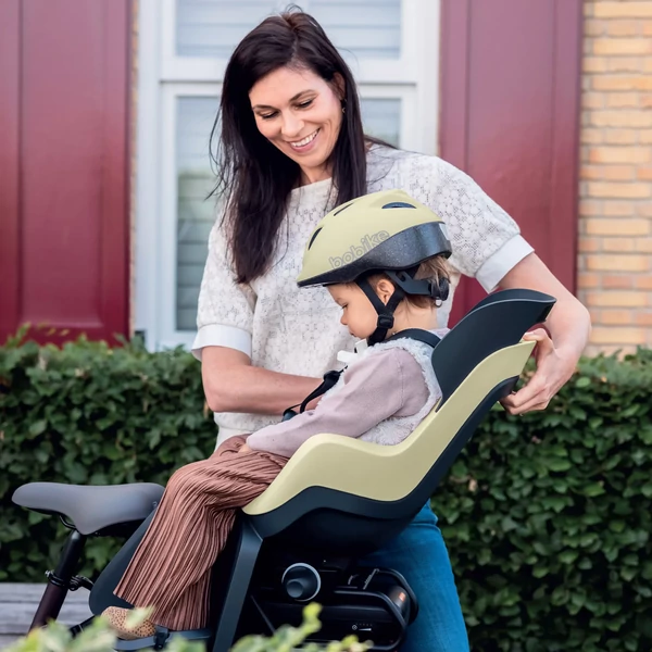 Gyerekülés Bobike GO maxi RS, dönthető, kerékpár csomagtartóra szerelhető, fekete