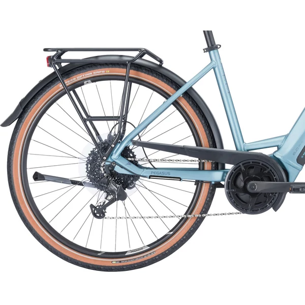 Pegasus Premio Evo 9 elektromos kerékpár komfort vázzal világoskék színben