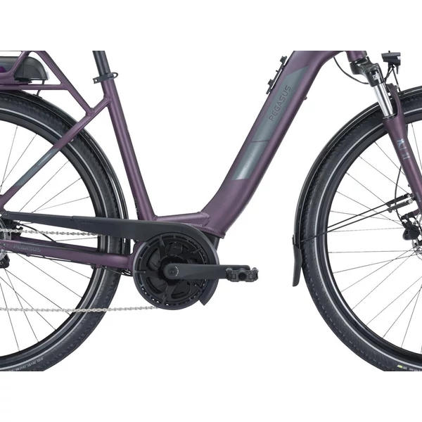 PEGASUS Solero E8 Plus elektromos kerékpár komfort vázzal