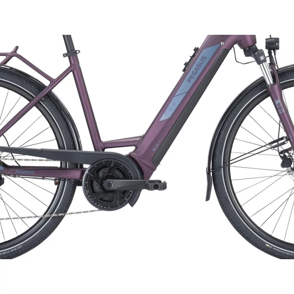 PEGASUS Solero Evo 9 elektromos kerékpár komfort vázzal deep berry színben