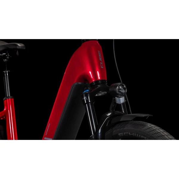 Cube Kathmandu Hybrid Comfort Pro 800 elektromos kerékpár, komfort vázzal 800Wh, piros színben