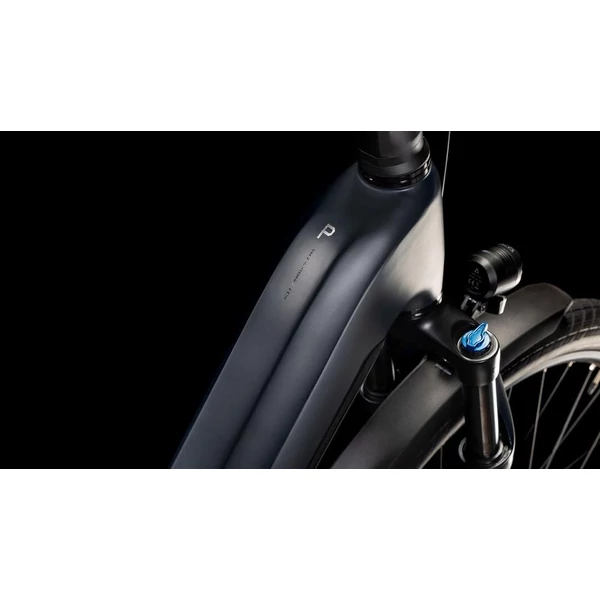 Cube Kathmandu Hybrid Comfort Pro 800 elektromos kerékpár, komfort vázzal 800Wh, sötétszürke színben