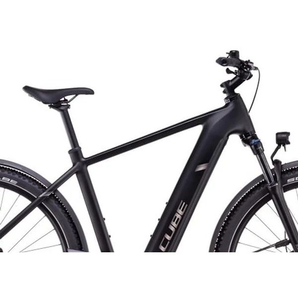 CUBE Nuride Hybrid Pro 600 Allroad elektromos kerékpár férfi vázzal fekete színben