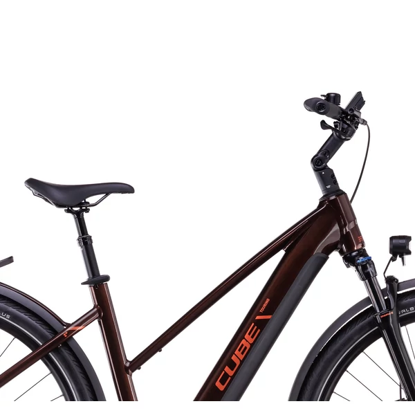 CUBE Touring Hybrid Pro 625 elektromos kerékpár (625Wh, cinnamon'n'orange)
