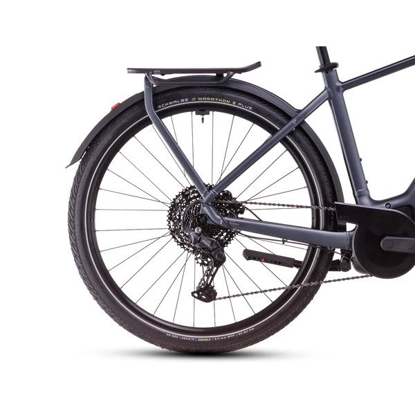 CUBE Touring Hybrid Pro 625 elektromos kerékpár (625Wh, metallicgrey'n'chrome)