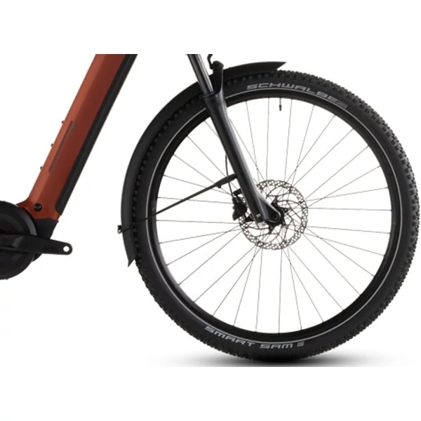 CUBE Nuride Hybrid Pro 600 elektromos kerékpár férfi vázzal piros színben