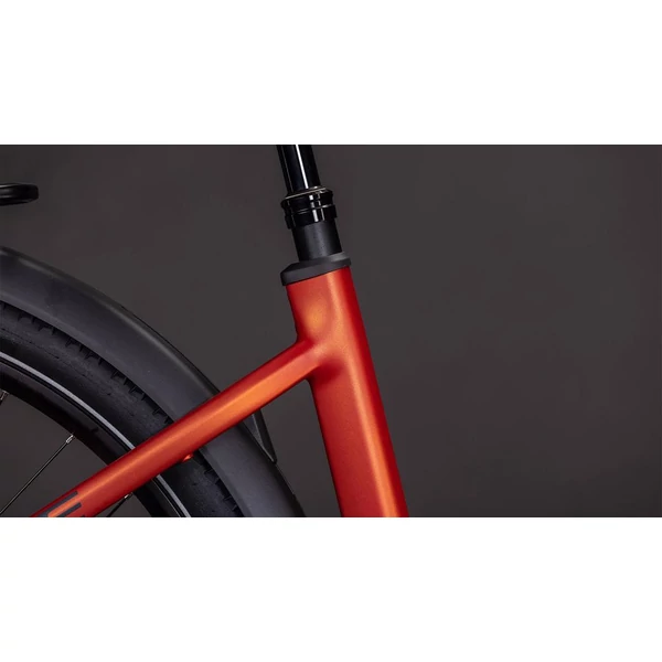 CUBE Nuride Hybrid Pro 800 elektromos kerékpár komfort vázzal piros színben