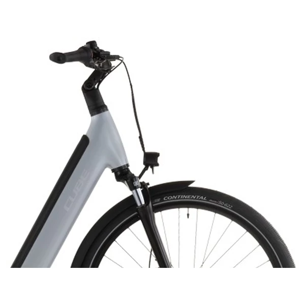 CUBE Supreme Hybrid Comfort ONE 600 elektromos kerékpár komfort vázzal