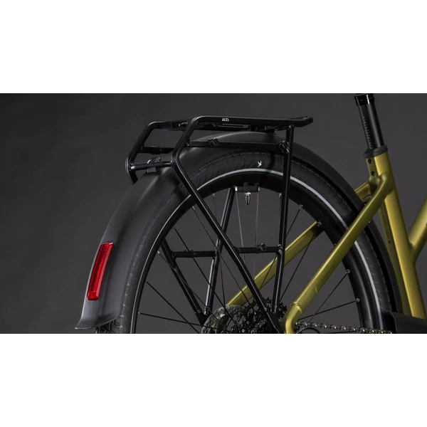 CUBE Touring Hybrid Pro 800 elektromos kerékpár női vázzal arany színben