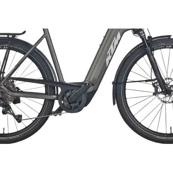 KTM Macina Style 810 elektromos kerékpár szürke színben komfort vázzal