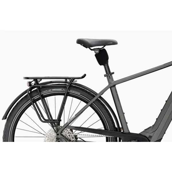 KTM Macina Style 820 elektromos kerékpár szürke színben férfi vázzal