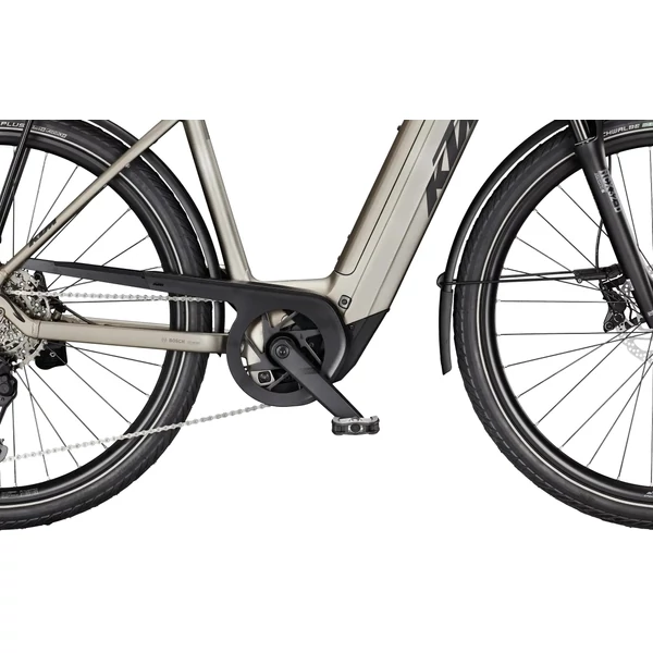 KTM Macina Style 830 elektromos kerékpár komfort vázzal barna színben