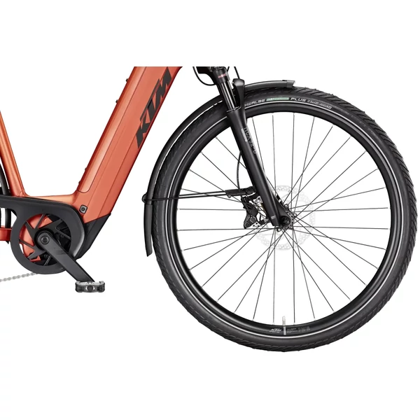 KTM Macina Style 830 elektromos kerékpár komfort vázzal narancs színben