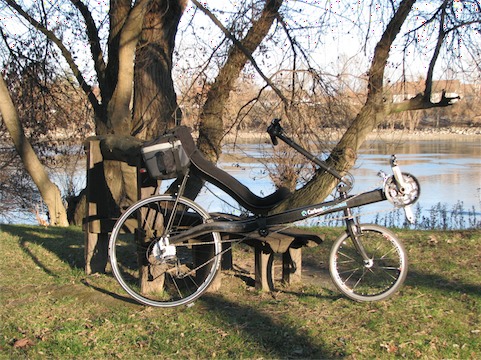 carbonrecumbent-tura.jpg carbonrecumbent-tura.jpg