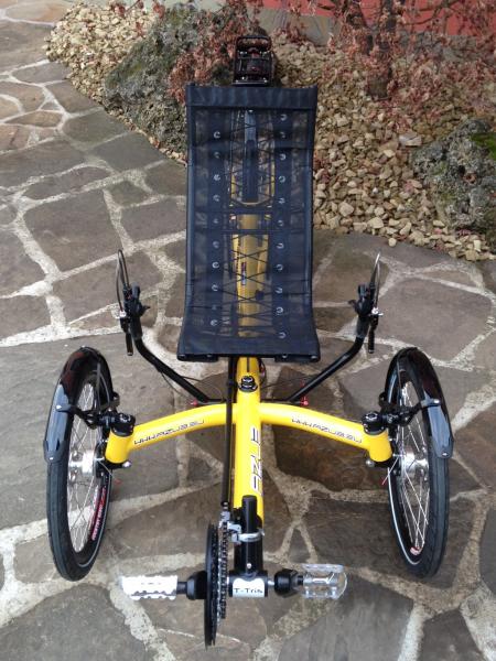 azub-t-tris26-front.jpg azub-t-tris26-front.jpg