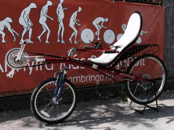 kezihajtanyos-fekvokerekpar-parkallas.jpg kezihajtanyos-fekvokerekpar-parkallas.jpg